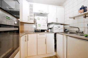 KITCHEN- click for photo gallery